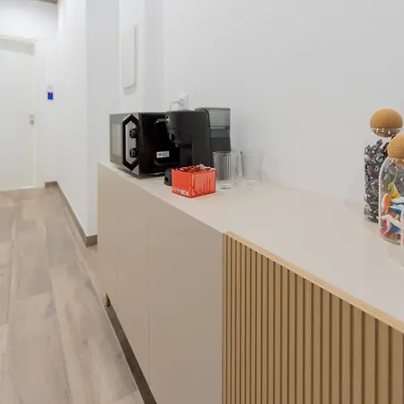 B&B Modern